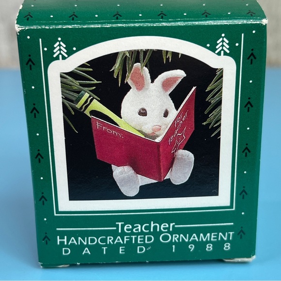 Hallmark Keepsake Ornament Teacher Handcrafted Ornament 1988 - Picture 1 of 3